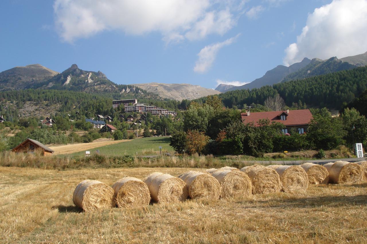 Chalet 6 Pers Avec Spa, Terrasse Plein Sud A Saint-Michel-De-Chaillol - Fr-1-393-22 Buitenkant foto